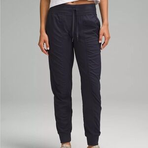 Lululemon Black Dance Studio Mid-Rise Pants 10/12/ athletic/yoga/ gym